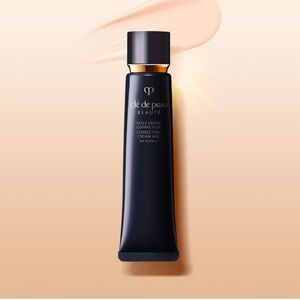 Clé de Peau Beauté Correcting Cream Veil